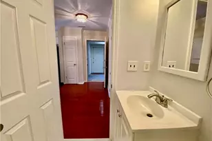 1 Valley Rd, Stamford, CT 06902 - Photo 14