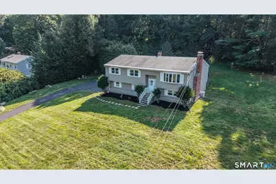 121 Longfellow Road, Shelton, CT 06484 - Photo 2