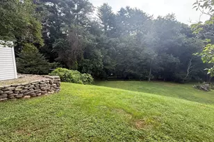 133 Church St, Thompson, CT 06277 - Photo 6