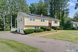 1431 Long Hill Rd, Guilford, CT 06437 - Photo 28