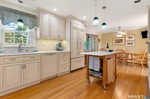 1431 Long Hill Rd, Guilford, CT 06437 - Photo 2