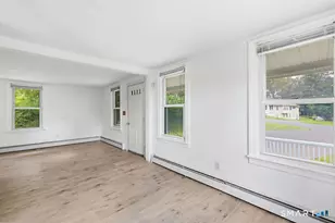 16 Colt St, New Britain, CT 06052 - Photo 8