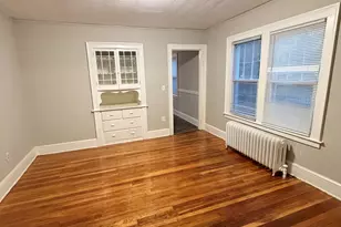 68 Fuller Ave, East Hartford, CT 06108 - Photo 4