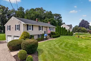 23 Applewood Dr, Shelton, CT 06484 - Photo 40