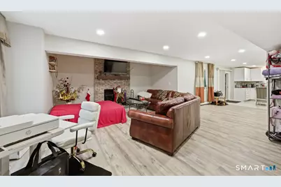 179 Sunnyslope Drive, New Britain, CT 06053 - Photo 24