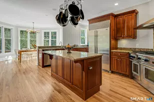 27 Walnut Ln, Weston, CT 06883 - Photo 10