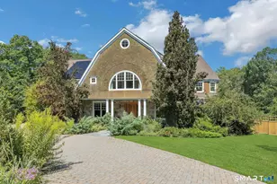 27 Walnut Ln, Weston, CT 06883 - Photo 2