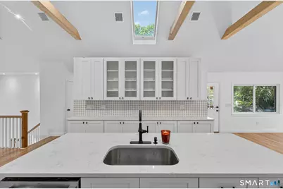 13 Willow Lane, East Lyme, CT 06333 - Photo 8