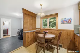 8 Fairwood Farms Dr, West Hartford, CT 06107 - Photo 18
