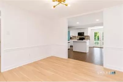 98 Woodmere Road, West Hartford, CT 06119 - Photo 24