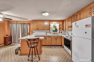 314 Tunxis Ave, Bloomfield, CT 06002 - Photo 10