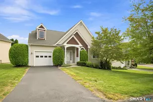 8 S Pond Rd, Bloomfield, CT 06002 - Photo 1