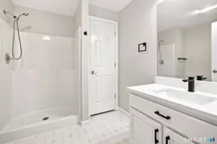 8 South Pond Rd, Bloomfield, CT 06002 - Photo 32
