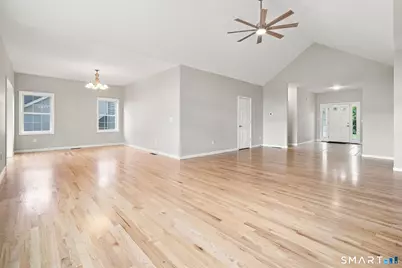 8 South Pond Road #8, Bloomfield, CT 06002 - Photo 6