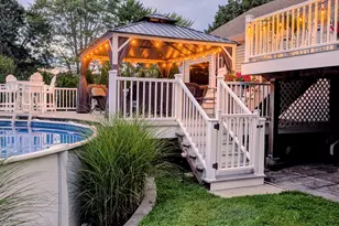25 Fleetwood Rd, Bristol, CT 06010 - Photo 6