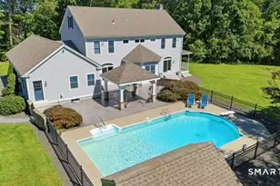 8 Red Brook Ln, Ledyard, CT 06339 - Photo 4
