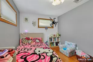568 Old Main St, Rocky Hill, CT 06067 - Photo 16