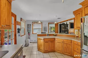 568 Old Main St, Rocky Hill, CT 06067 - Photo 4