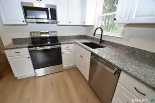 28 Hickory Rd, Colchester, CT 06415 - Photo 6
