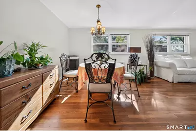 28 Courtland Avenue #1, Stamford, CT 06902 - Photo 6