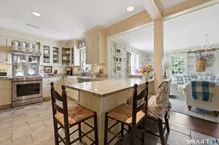 385 Middle Rd Turnpike, Woodbury, CT 06798 - Photo 10