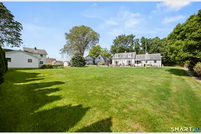 10 Hilltop Road, East Lyme, CT 06357 - Photo 4