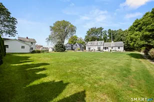 10 Hilltop Rd, East Lyme, CT 06357 - Photo 4