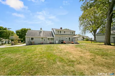 10 Hilltop Road, East Lyme, CT 06357 - Photo 8