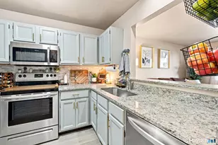 8 Rose Ln, Danbury, CT 06811 - Photo 12