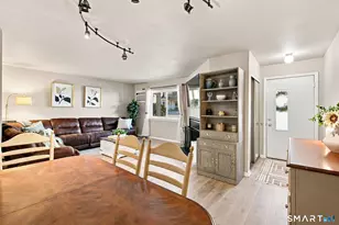 8 Rose Ln, Danbury, CT 06811 - Photo 2