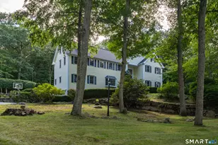 12 Carriage Hill Rd, Woodbridge, CT 06525 - Photo 38
