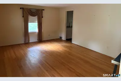 21 Athol Place, Hamden, CT 06517 - Photo 4