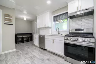210 Highland Ave, West Haven, CT 06516 - Photo 10