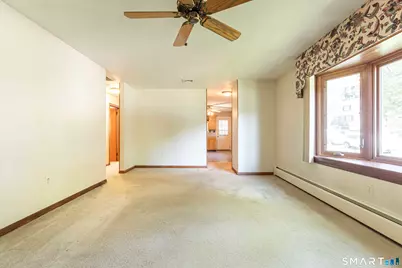 16 Philip Road, Manchester, CT 06040 - Photo 8