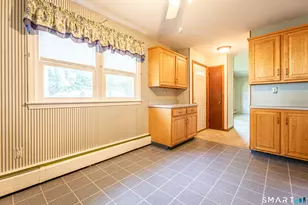 16 Philip Rd, Manchester, CT 06040 - Photo 4