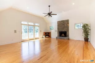 24 Plumtree Ln, Trumbull, CT 06611 - Photo 8