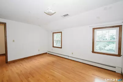 196 Hillcrest Avenue, New Britain, CT 06053 - Photo 18