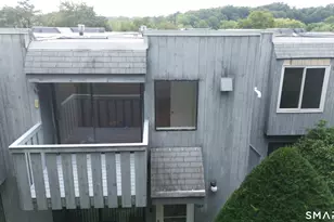 13 Cedar Ct, East Haven, CT 06513 - Photo 10