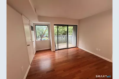 13 Cedar Court #E, East Haven, CT 06513 - Photo 1