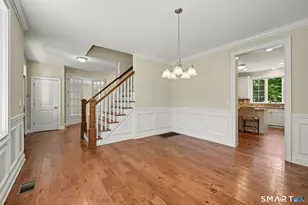 7 Hessian Dr, Ridgefield, CT 06877 - Photo 2