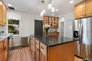 39 Hudson St, Manchester, CT 06042 - Photo 14