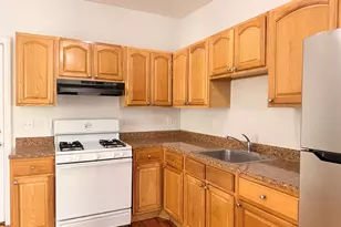 723 Ogden St, Bridgeport, CT 06608 - Photo 4