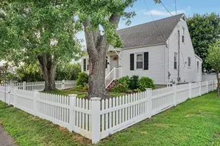 49 Baxter Dr, Norwalk, CT 06854 - Photo 22