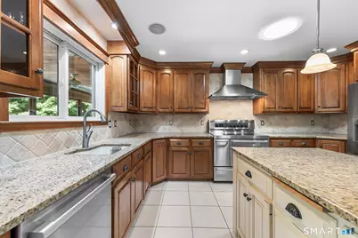 160 Peck Hill Road, Woodbridge, CT 06525 - Photo 10
