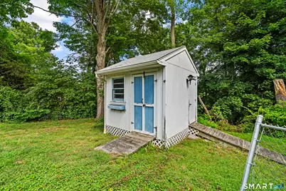6 Smith Avenue, Waterbury, CT 06708 - Photo 18