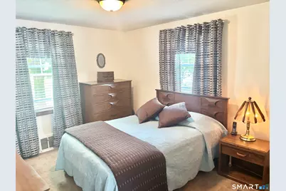 145 Loomis Street, Manchester, CT 06042 - Photo 8