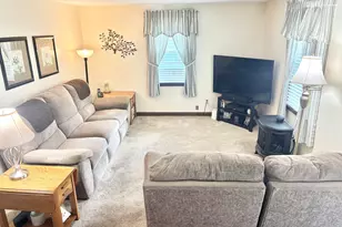 145 Loomis St, Manchester, CT 06042 - Photo 4