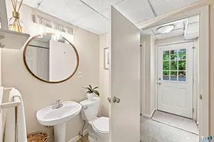 29 Lynn Ct, Darien, CT 06820 - Photo 14