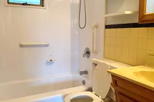 1 Cora St, New Haven, CT 06512 - Photo 20