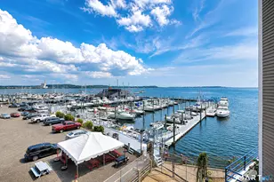 10 Harbour Close Unit 10, New Haven, CT 06405 - Photo 2